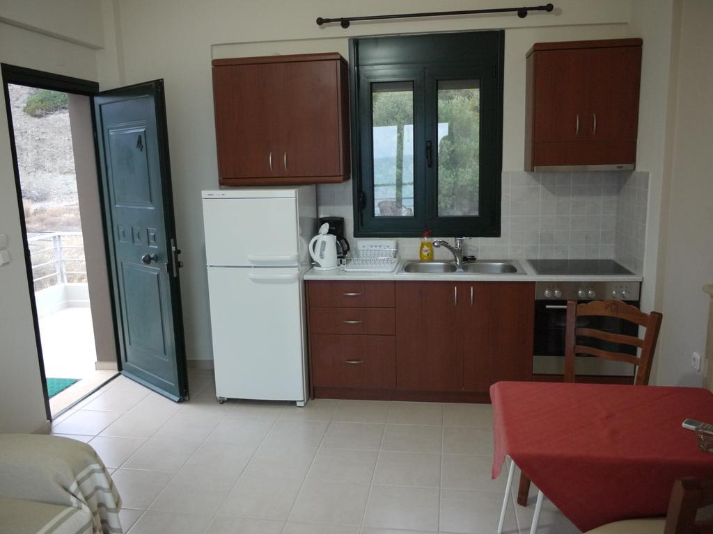 Portela Apartments Kampoula Keratokampos Habitación foto